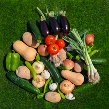 Caja de Verdura de Temporada de Nuestros Agricultores